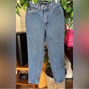 GAP Women's Straight Leg Jeans in Classic Blue